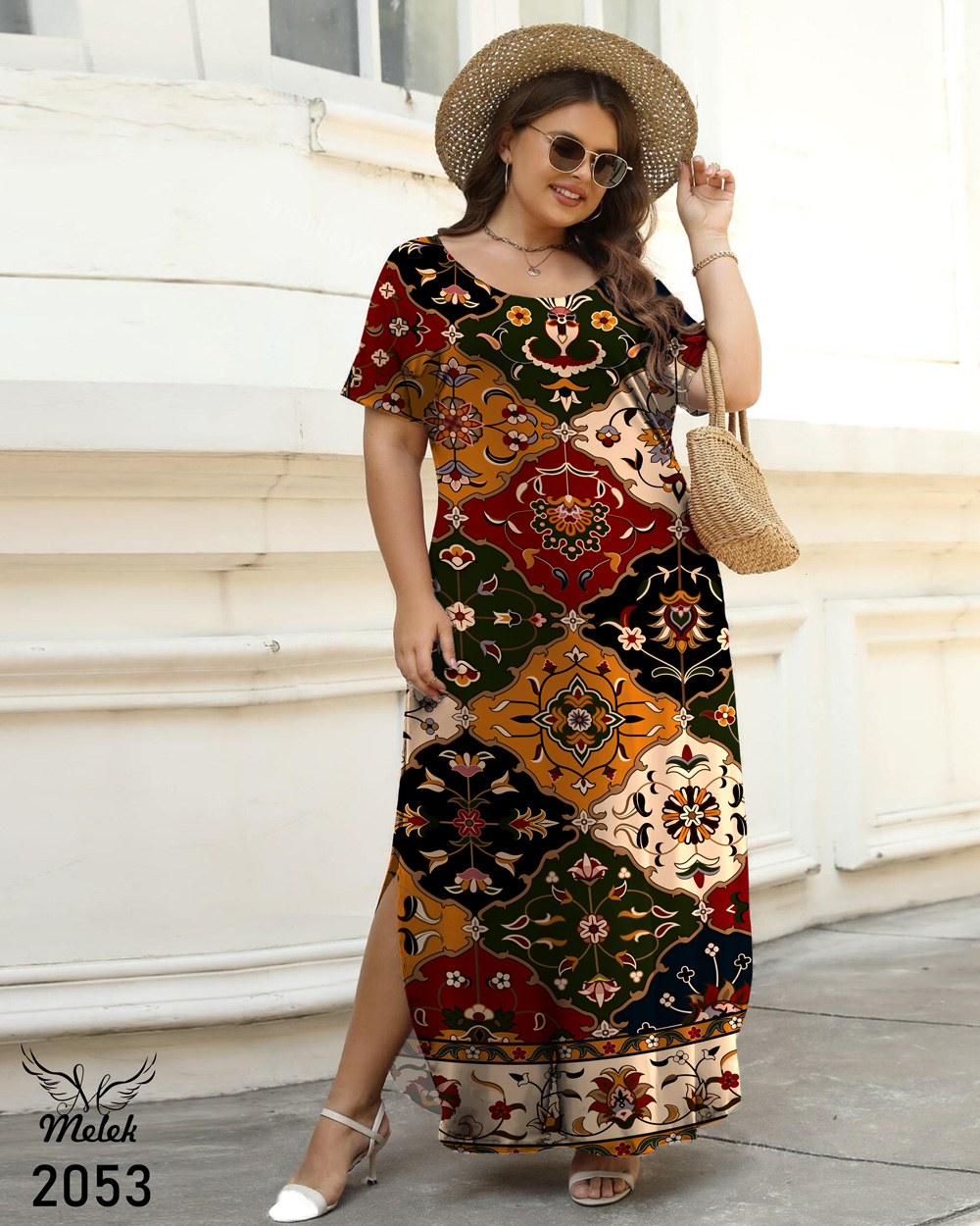 پیراهن ساحلی مجلسی یقه گرد آستین کوتاه دامن چاکدار
سایز بزرگ - غیر ژورنالی