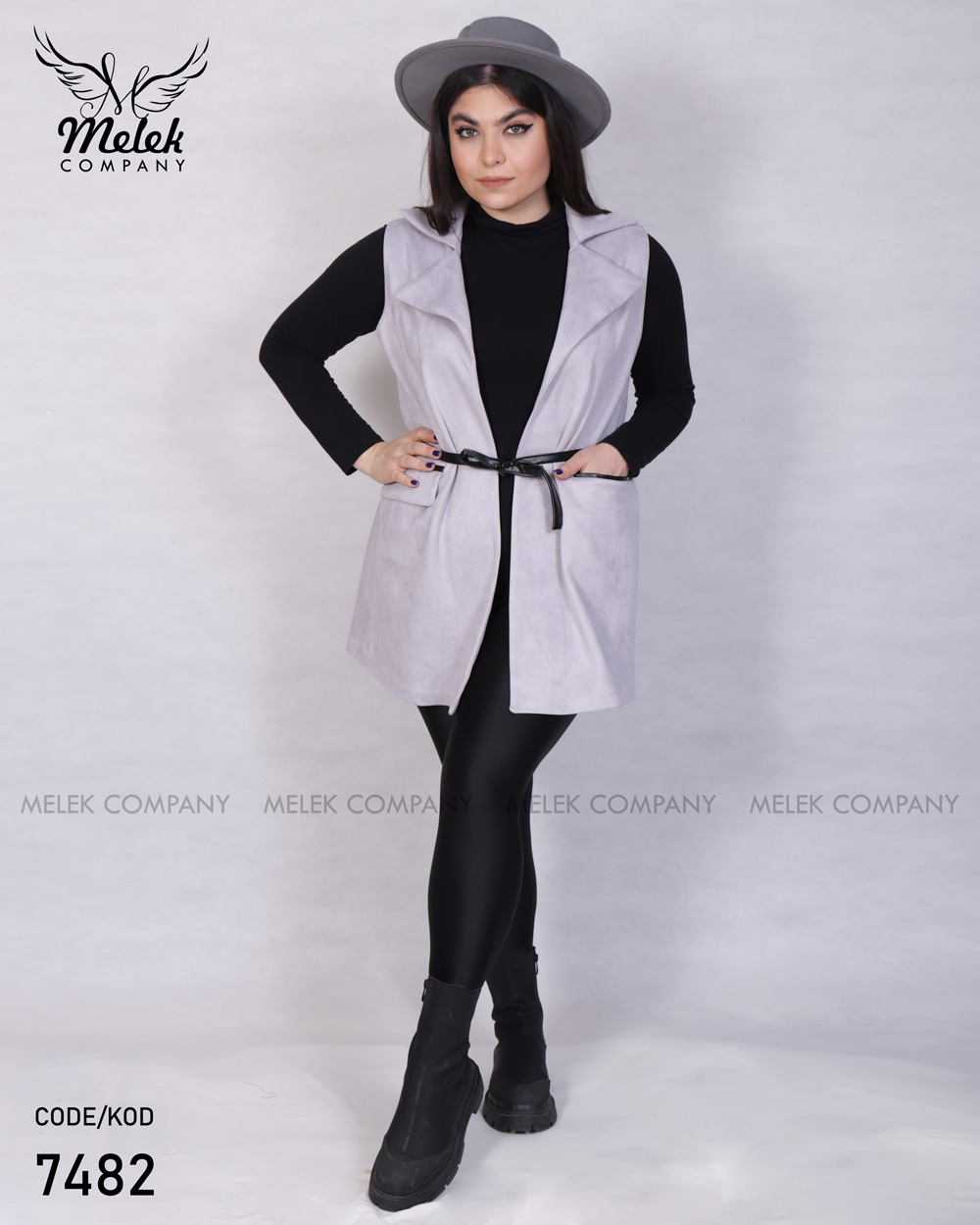 وست مجلسی یقه انگلیسی جلوباز دوجیب با کمربند چرمی سایز بزرگ