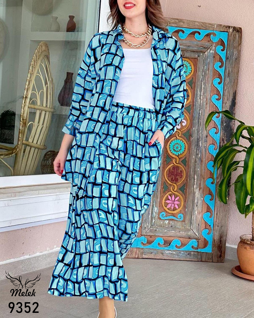 ست دوتکه مانتو و شلوار اسپورت مجلسی سایز بزرگ