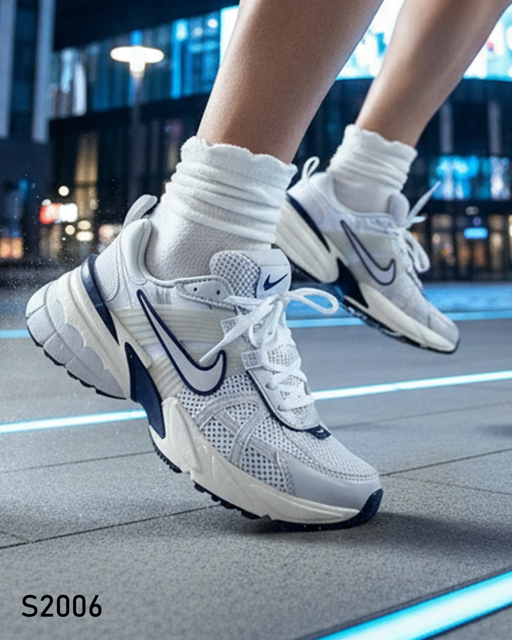 کتونی نایک وی تو کی ران اورجینال ویتنام NIKE V2K Run - غیر ژورنالی