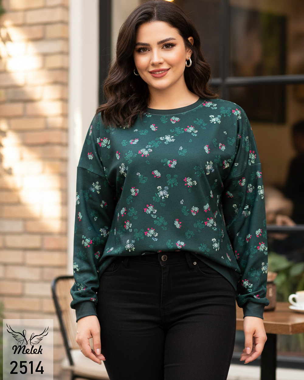 بلوز اسپورت مجلسی یقه گرد آستین سرخود سایز بزرگ - غیر ژورنالی