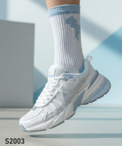 کتونی نایک وی تو کی ران اورجینال ویتنام  NIKE V2K Run   - غیر ژورنالی