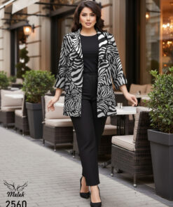 مانتو کتی اسپورت مجلسی یقه انگلیسی دکمه بازشو آستین پاکتی پاگن دار سایز بزرگ